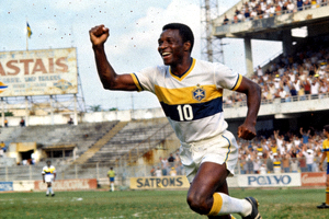 桑托斯俱乐部传奇球星贝利的历史照片